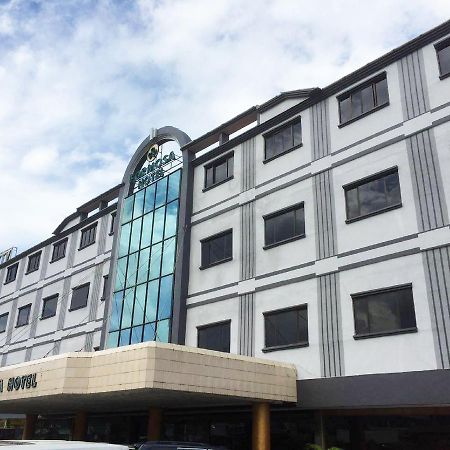 巴淡岛弗莫沙酒店 Batam 外观 照片
